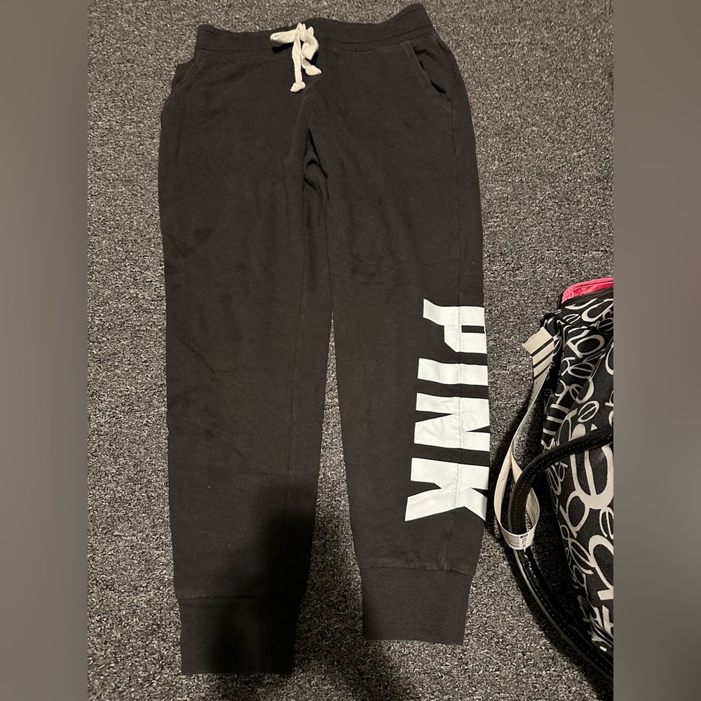 Black PINK sweats